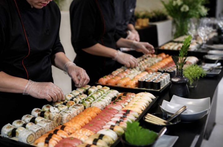 Traiteur japonais : comment choisir un service de qualité pour vos événements